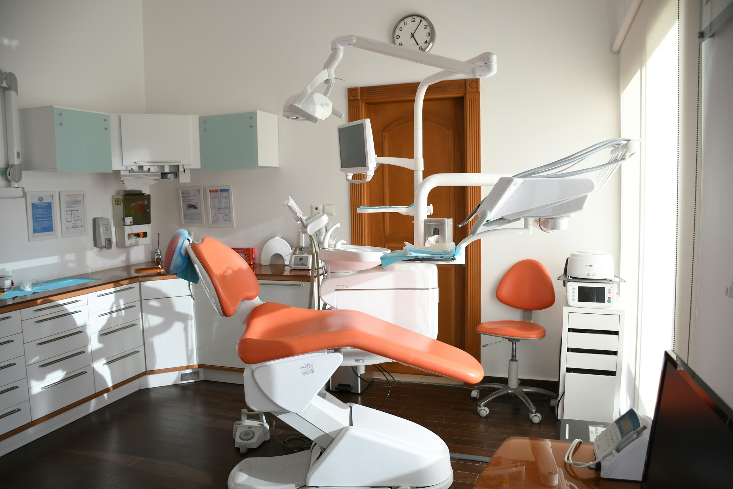 Perfect Smiles Dentistry treatment room in Seattle